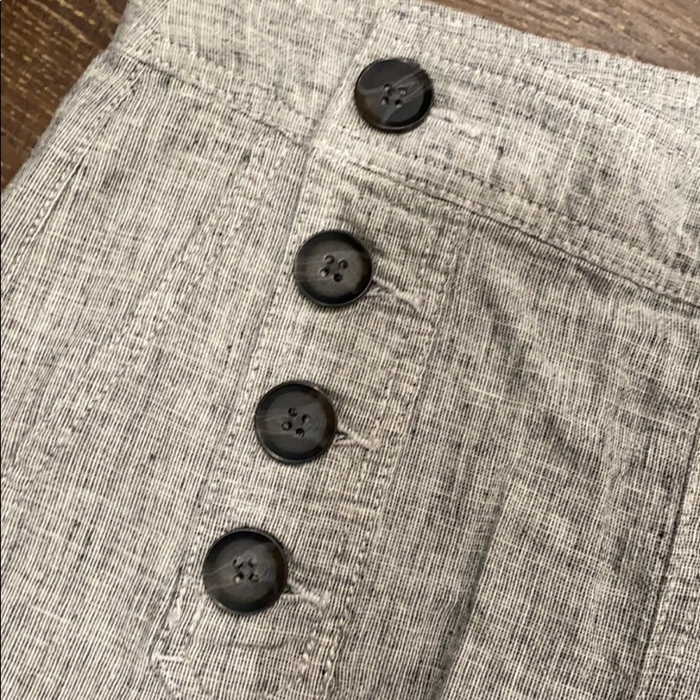 Express High Rise Linen Shorts - Picture 3 of 3